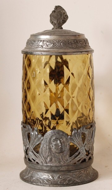 A-'DIAMOND' CUT GLASS STEIN  not  TH