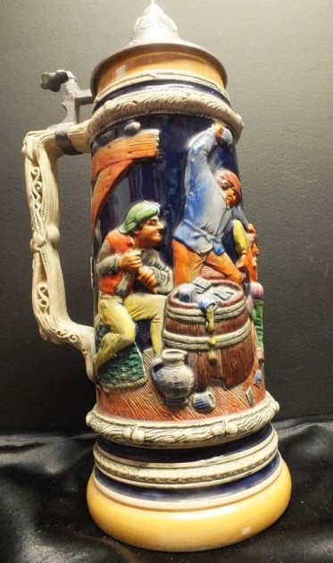RBARREL -  dutch drinking and fighting scene  one liter   MODELED OFF A -GO WITH TYPE PLAQUE  ebay  8-14