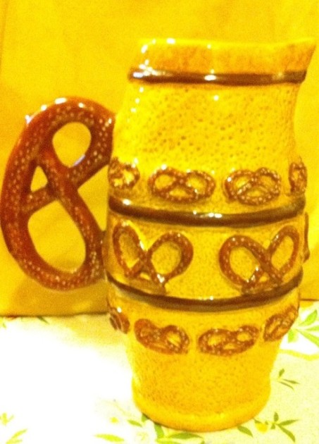 SOS - A RDY - CALIFORNIA POTTERY~Brayton Laguna~1940's Pretzel Barrel Beer Pitcher~HTF