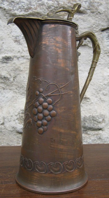R- CLARET - Carl Deffner , IS MAKER    Esslingen c.1900   10.5 INCH TALL - art-nouveau copper & brass claret jug,  MARK IS  CROSSED SWORDS  OVER INITIALS