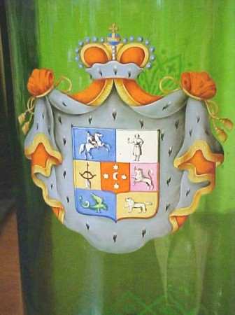'ARMS ' ON 15 INCH HIGH HUMPEN