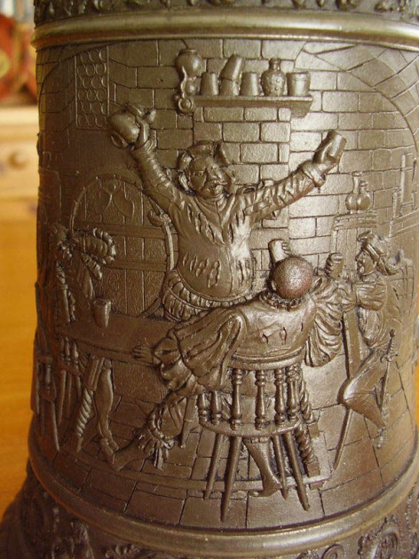 SOS - Falstaf on pewter reief