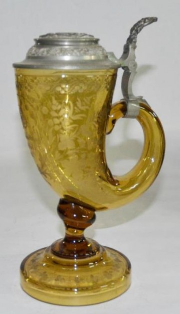 Rdrinking HORN STEIN   green -yellow glass  david harr  auction  VERSION TWO  WORD PRESS problem continualy