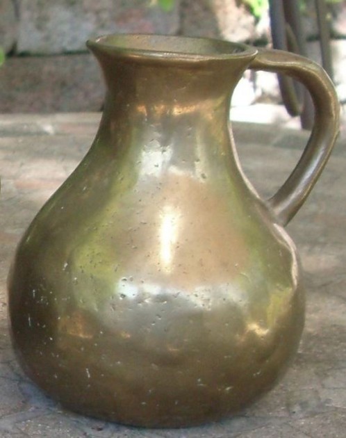 SOS - SMALL BRONZE  MUG - PROBABLY 15 - 1600'S