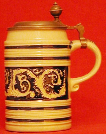 xa-copy RDY of a Westerwald stein (c. 1700) and was issued in 1981 by the König Brewery -2